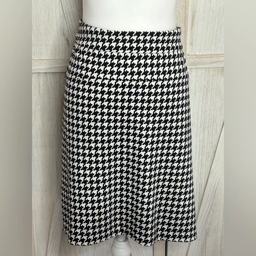 MICHAEL Michael Kors Black White Houndstooth Pencil Skirt EUC Women SZ 12